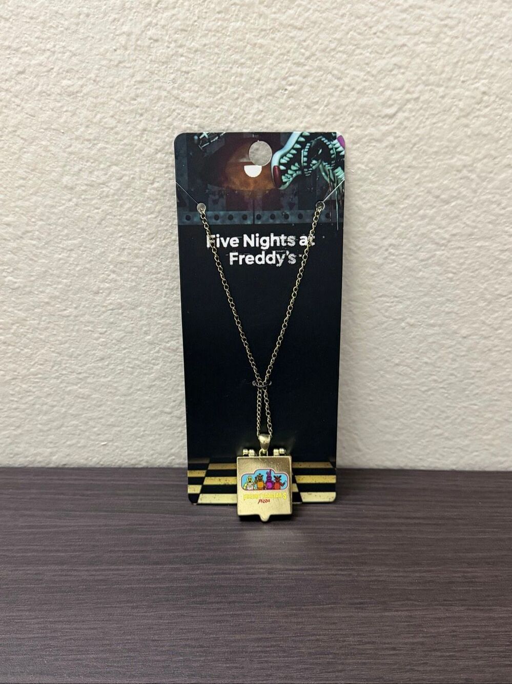 Five Nights At Freddy's Pizza Box Necklace